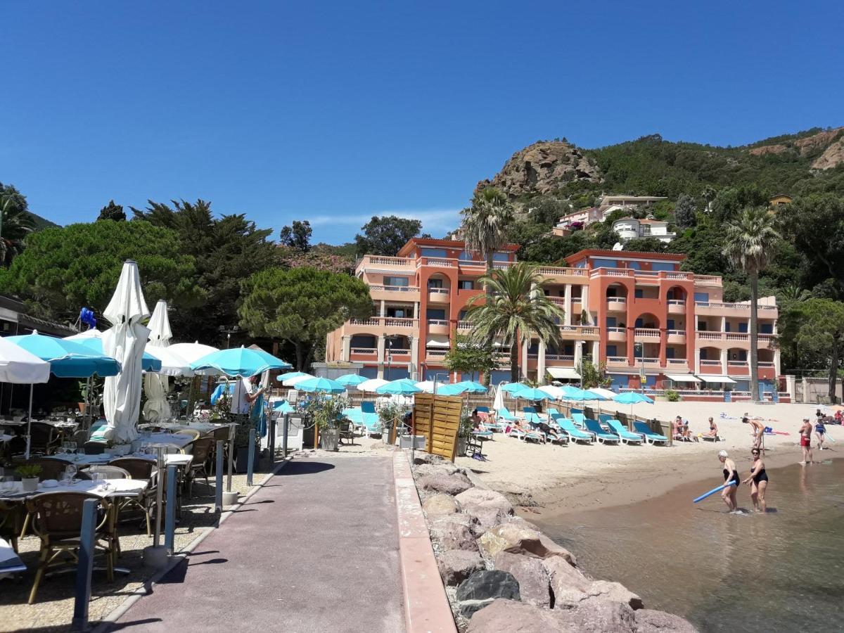 French Riviera 1 Bedroom On The Beach Facing Cannes Théoule-sur-Mer Exterior foto