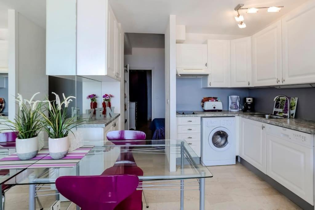 French Riviera 1 Bedroom On The Beach Facing Cannes Théoule-sur-Mer Exterior foto